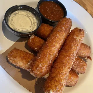 Homemade Fried Mozzarella