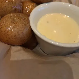 KOLACHES & QUESO