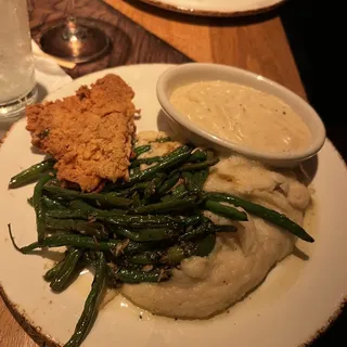 CHICKEN FRIED CHICKEN-
