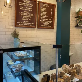 Cute plant based bakery with a great selection of cakes, pastries and coffee