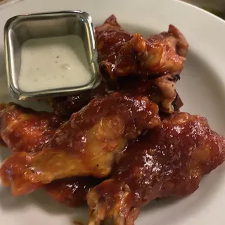 CHICKEN WINGS