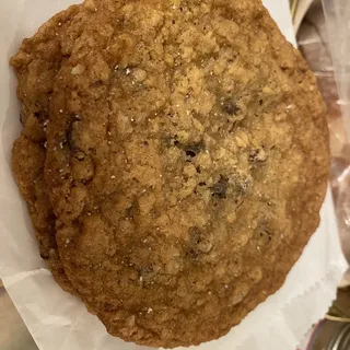 EM-S CHOCOLATE CHIP COOKIES