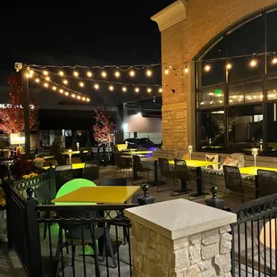 Patio vibes (new woodbury location)