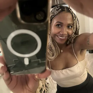Lana S.