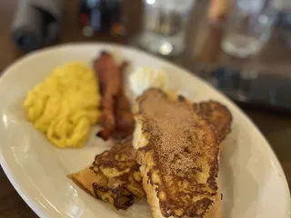 Brazin American Pub & Eatery