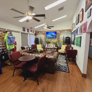 He Brews Coffee - area room to relax and smell the coffee (9/7/2024)