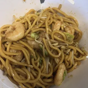 Shrimp lo mein