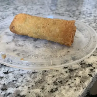 Egg roll that comes with lunch portion- so good, hot, flaky, tender and cooked to perfection