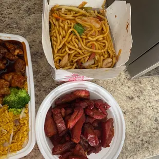 House lo mein and bonless spare ribs!