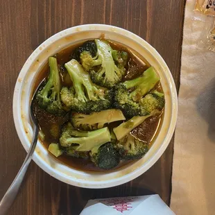 Broccoli in garlic sauce