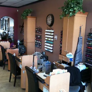 Nail Stations