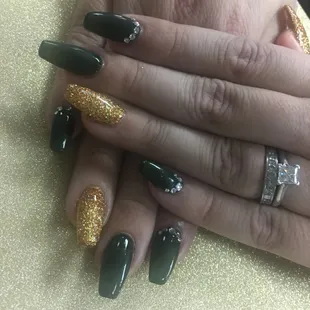 Acrylic nails with gel polish