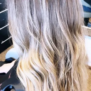 Beautiful balayage hair by Pia