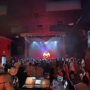 a large crowd of people