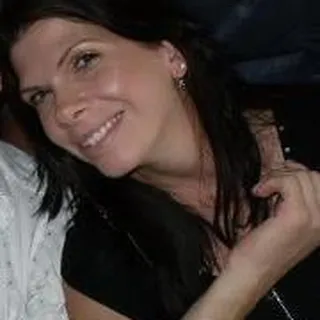 Stacie R.