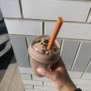Chocolate and peanut butter shake