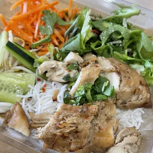 Grilled lemongrass chicken bowl