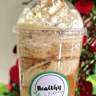 Cinnamon coffee cake smoothie