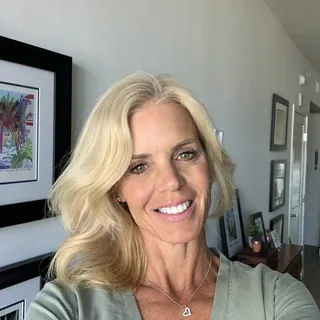 Lori S.