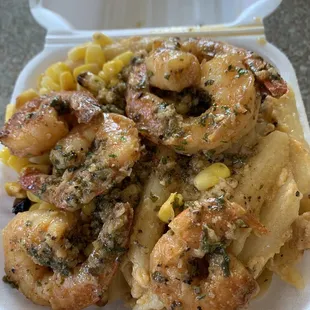 Shrimp corn mac and cheese lunch special.  Black Almond