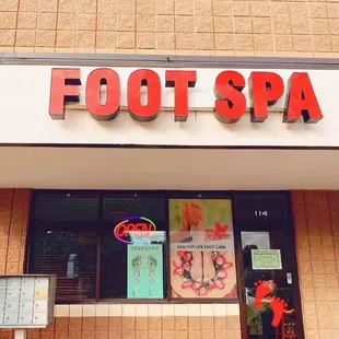 Simply the Best Therapeutic Massage.. Relaxing Clean and Legal. Always striving to be best. Thanx