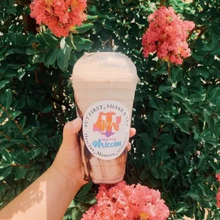 Butterfinger Shake! ($7)