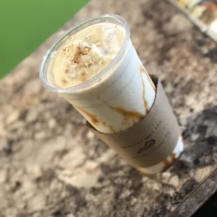 Pumpkin cookie shake