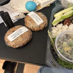 vegan The Cookie... two ah dem thangs