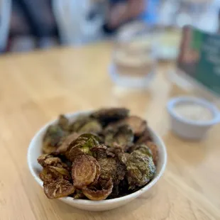 Keto Crispy Brussels Sprouts @colorful.eats