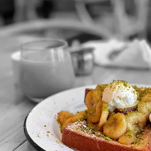 Pistachio French Toast | @whaevaeats