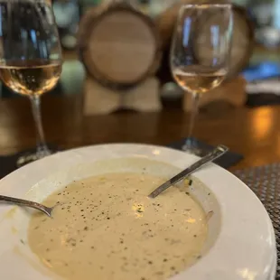 Rosé and a great clam chowder.