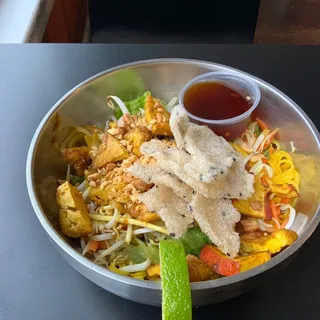 Quang's Traditional Yellow Noodles