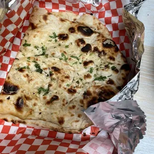 Garlic naan