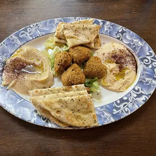 Hummus &amp; Pita Appetizer with Falafel