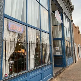 Exterior of the shop.