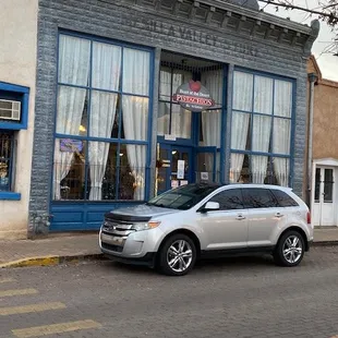 Exterior of the shop.