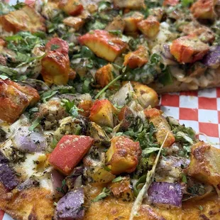 Butter chicken pizza