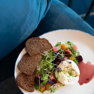 Burrata with Noble Crostini