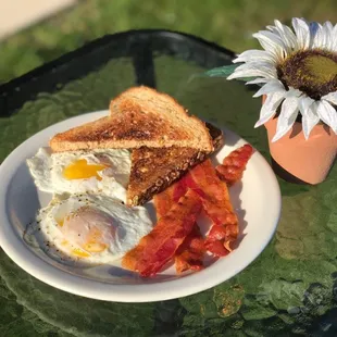 Breakfast Plate with applewood smoked bacon and fresh fried eggs