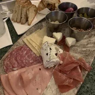 Cheese & Charcuterie