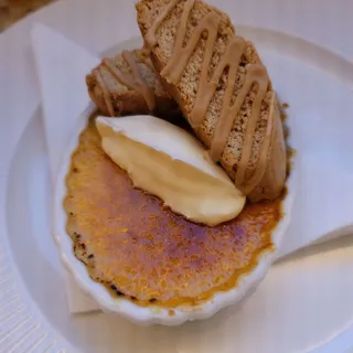 Cookie Butter Cr-me Br-l-e