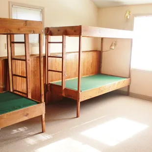 Retreat-Style Lodging: Oak Place