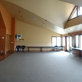 Meeting Spaces: Fireside Room