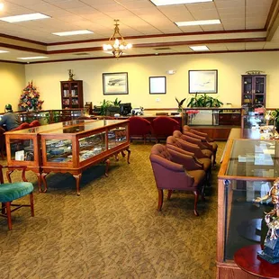 We are buying #gold and #silver daily. Visit us online at www.heartlandcoingallery.com