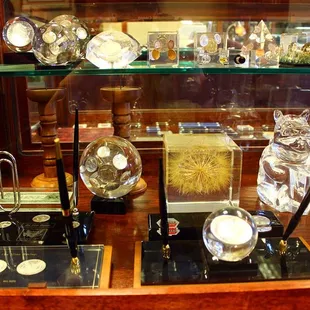 We are buying #gold and #silver daily. Visit us online at www.heartlandcoingallery.com