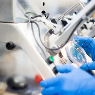State-of-the-Art Lens Laboratory, On-Site