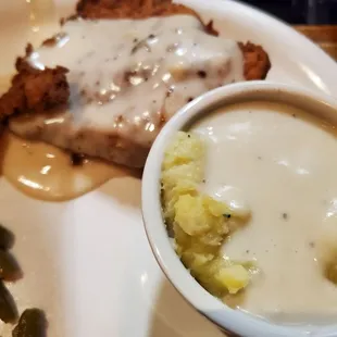 Gravy was supposed to be on side... Missed