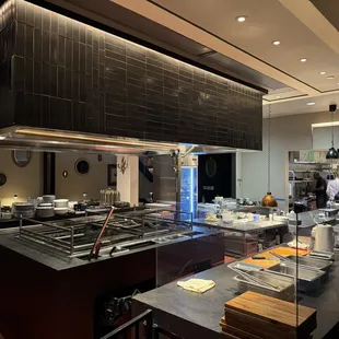 sushi and sashimi, interior