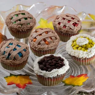 Holiday pie cupcakes