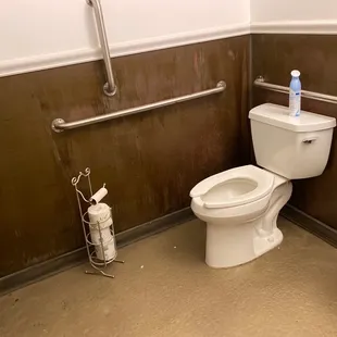 Nice large handicap accessible bathroom